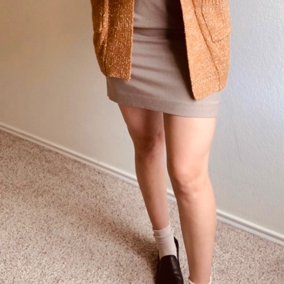 Banana Republic Pencil Skirt Size 4 Small - Picture 3 of 9